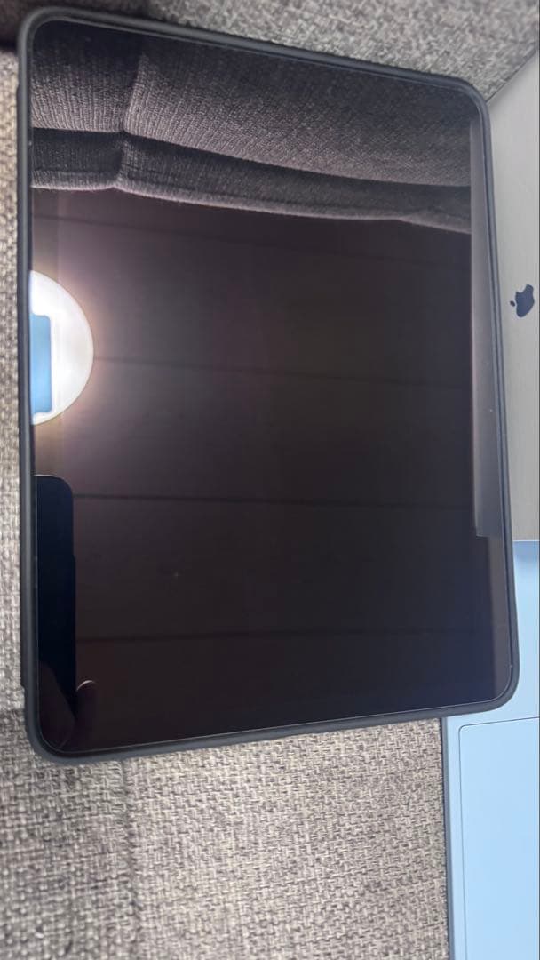 iPad Air M3 128GB Wi-Fi キーボードとケースおまけ付き