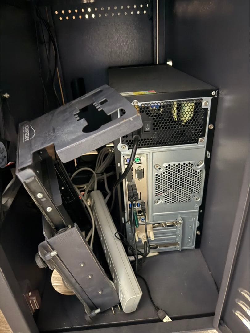 SkyTrak ゴルフシュミレーション 弾道測定