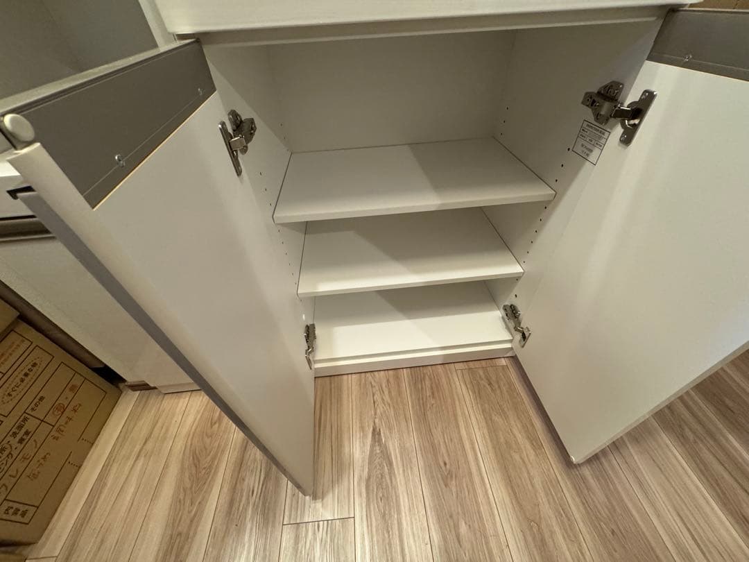ニトリ 組合せキッチンボード ホワイト 幅101cm高さ202cm奥行43cm