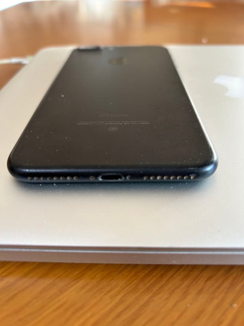 iPhone7 ブラック 4.7インチ 本体