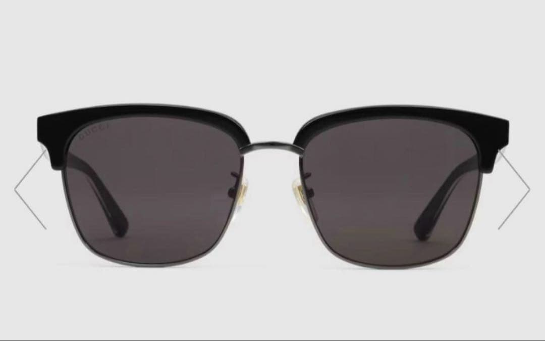 美品　GUCCI スクエアフレーム メタル サングラス