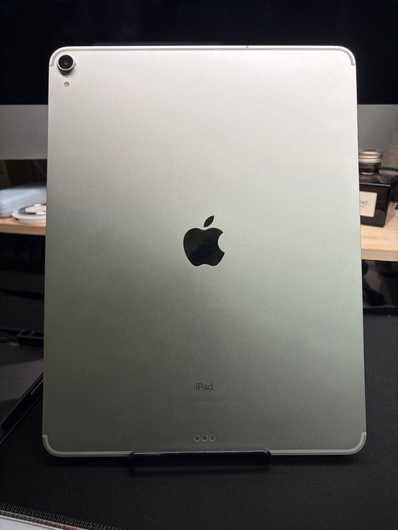 V*G様 2018Apple iPad Pro 12.9インチ シルバー 64G
