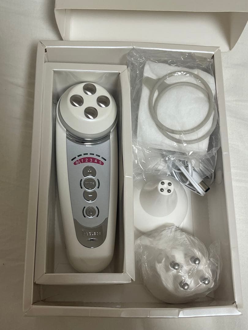 状態綺麗　ベルガ　セルキュア4tプラス　田中みな実愛用