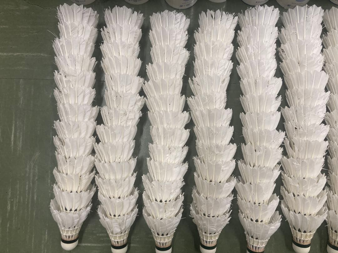 ニューオフィシャルなど　ノック用シャトル130個①