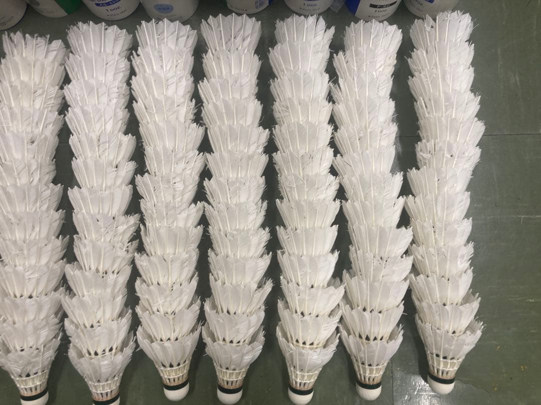 ニューオフィシャルなど　ノック用シャトル130個①