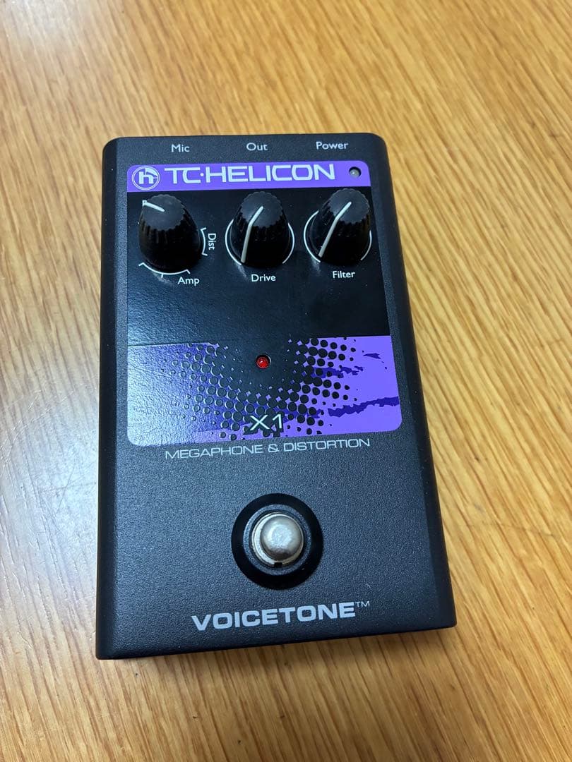 ボイスエフェクターディストーションTC-Helicon Voicetone X1