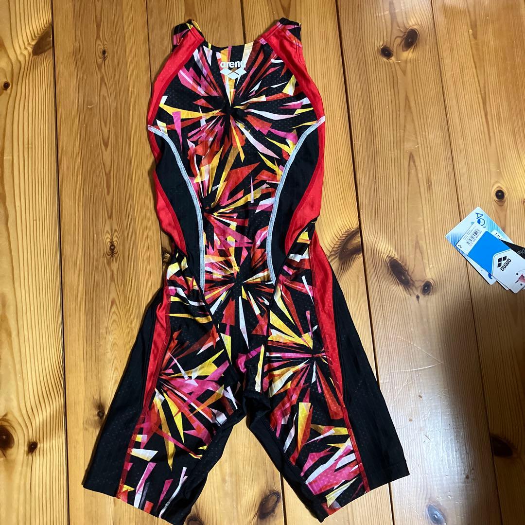 再値下げしました★arena 競泳水着　Sサイズ