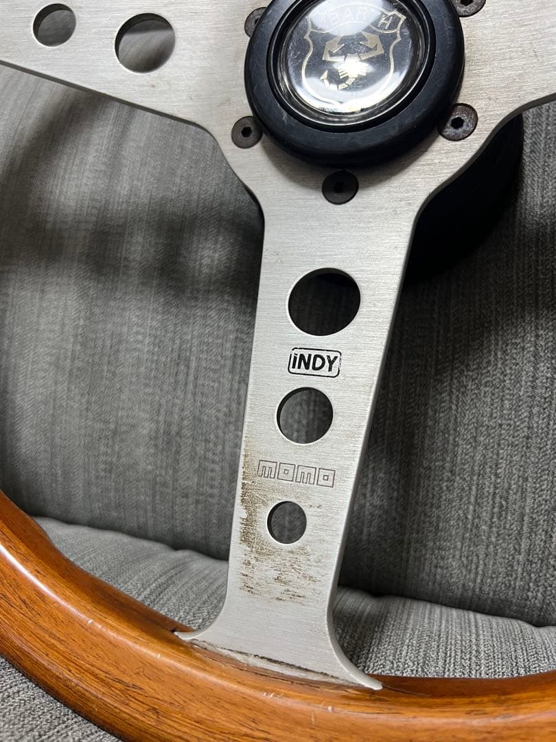 ＭＯＭＯ　INDYウッドハンドル