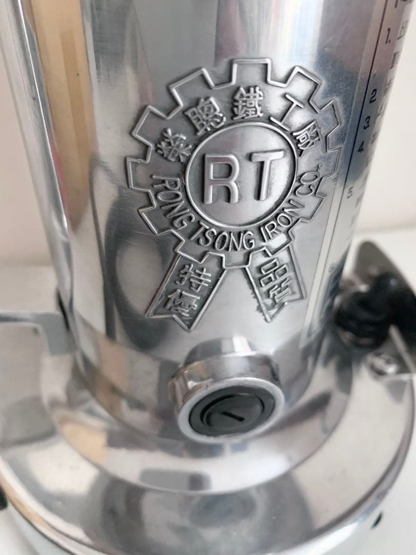 東京ユニコム　ひきっ粉　電動ミルミキサー　替え刃付き 500cc 万能製粉器