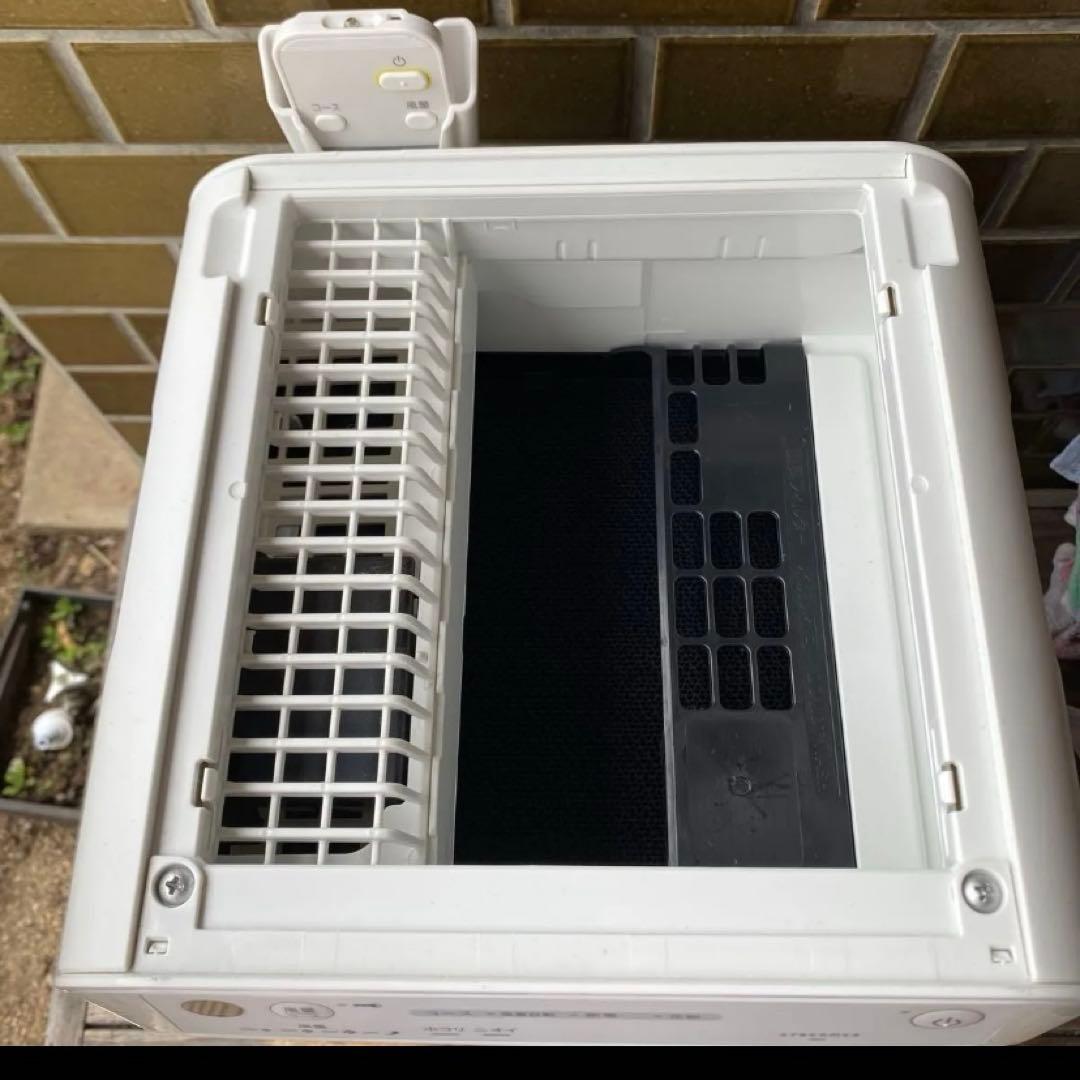 2022年製　ダイキン 空気清浄機 MC55Y-W ストリーマ空気清浄機 25畳