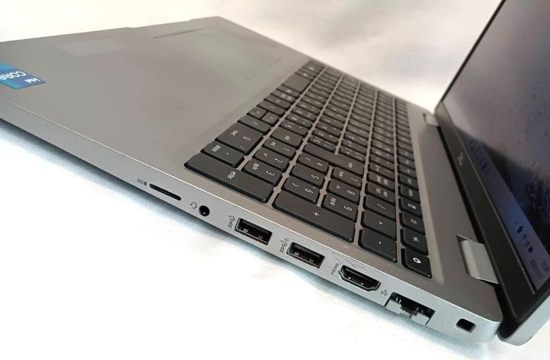 2022年製 Latitude5530 i7 12世代 SSD1TB 32GB