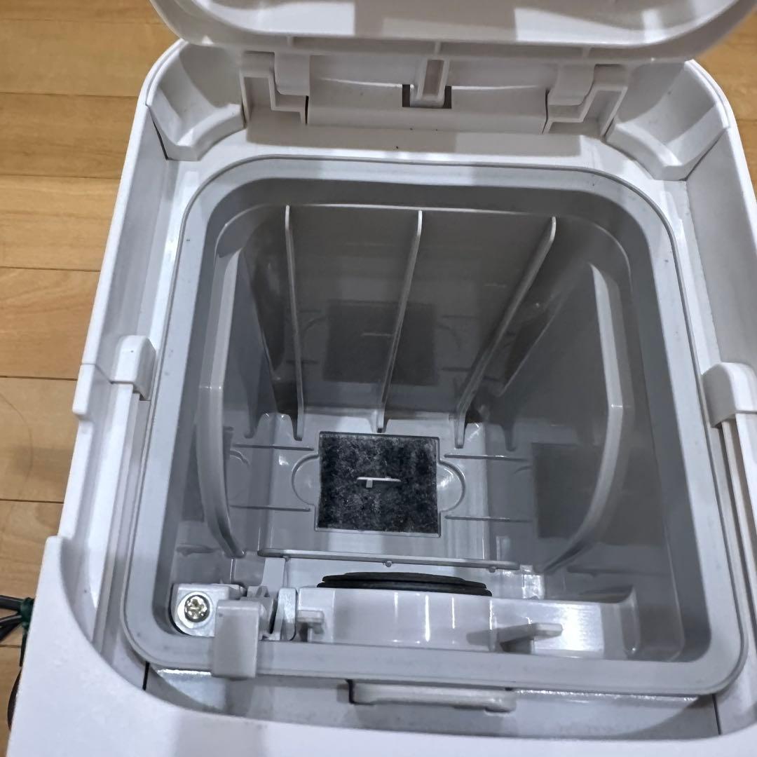 ② Panasonic 掃除機　クリーンドック　セパレートコードレス