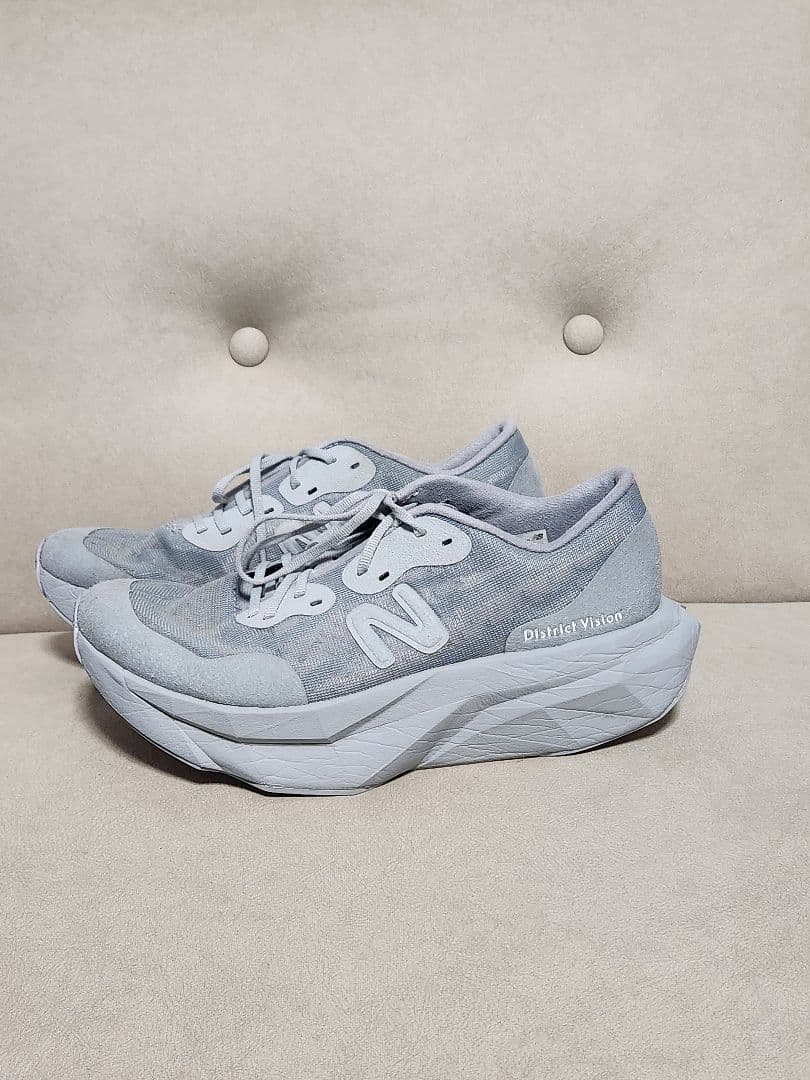 ニューバランス　フューエルセル スーパーコンプ エリート v4 24cm