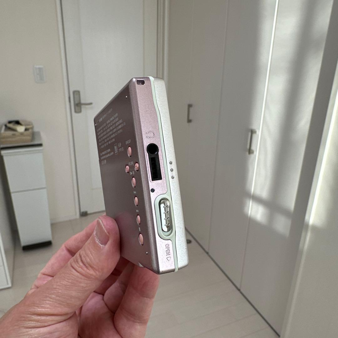 【美品DE完動品】SONY MD WALKMAN MZ-E520