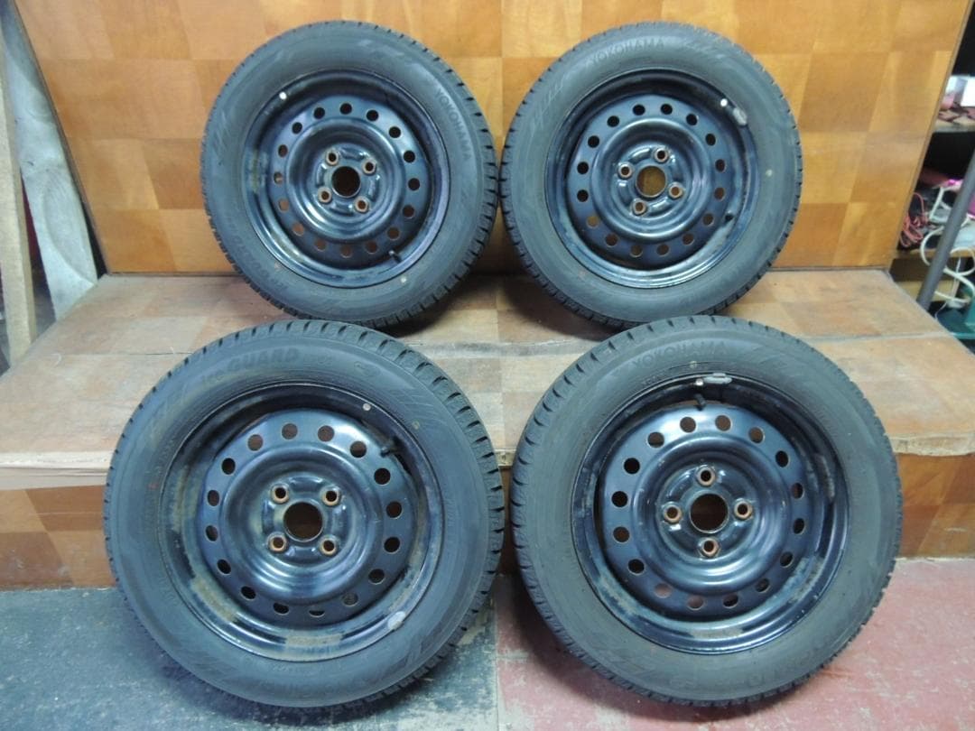 A32　155/65R14　ヨコハマ　スタッドレス4本　サビ有り　ハブ径54mm