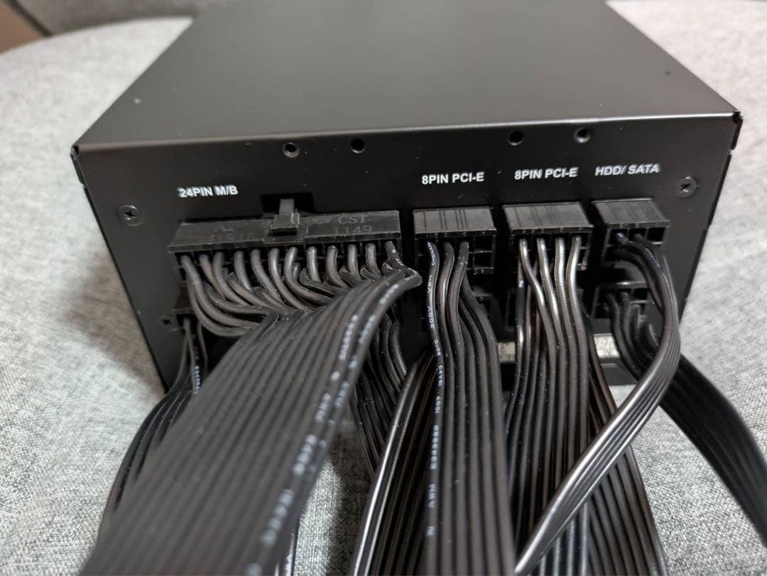 玄人志向 KRPW-GK750W/90+