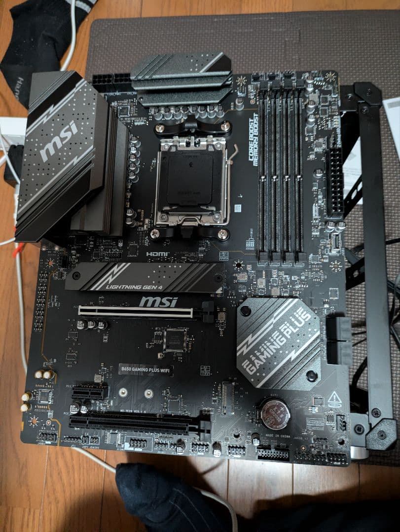 マザーボード MSI B650 GAMING PLUS WIFI ryzen7000/9000