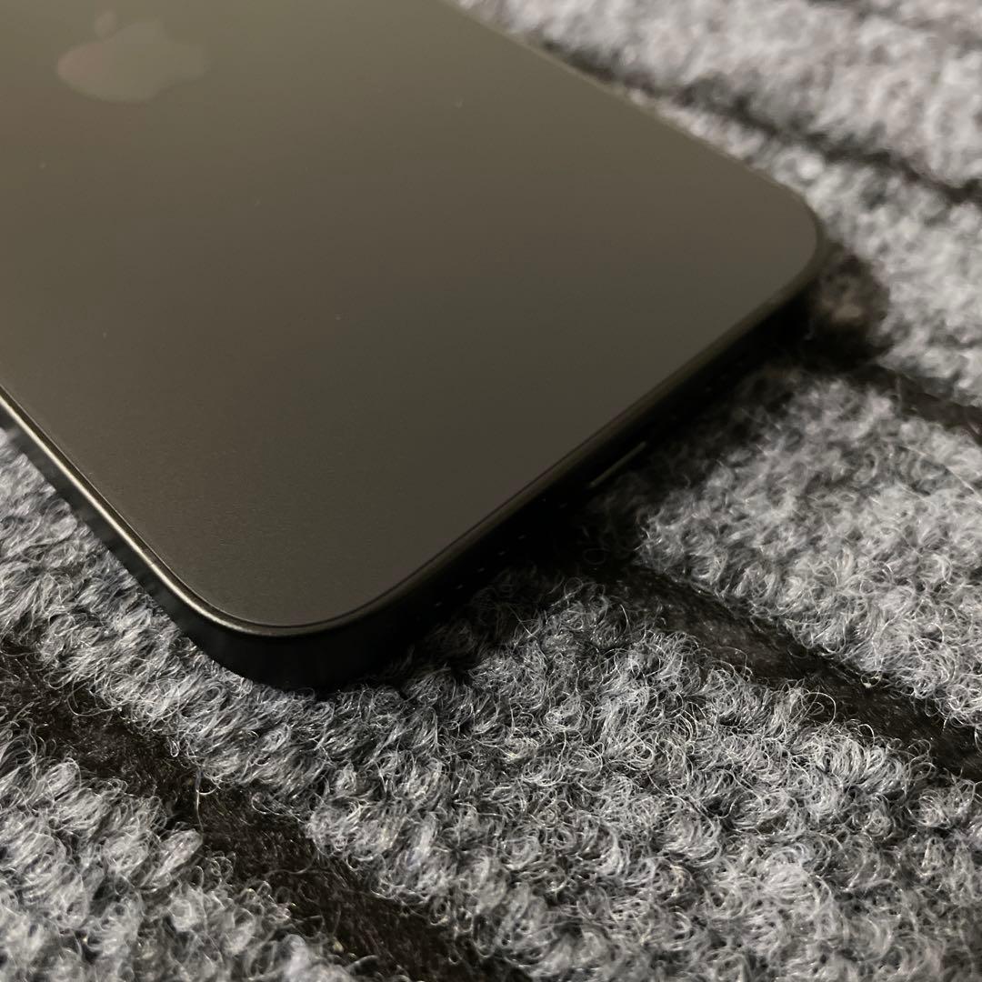 166 Apple iPhone16e 128GB ブラック SIMフリー