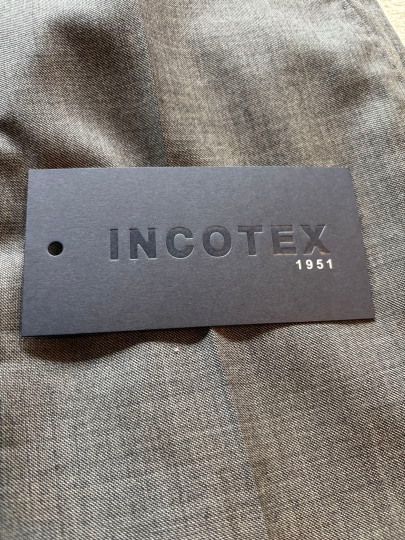 【極美品】INCOTEX 35型 通年スラックス 44 グレー 定価6.5万