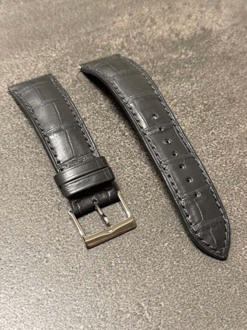 カミーユフォルネ 21mm 時計ベルト アリゲーターマット竹斑 グレー