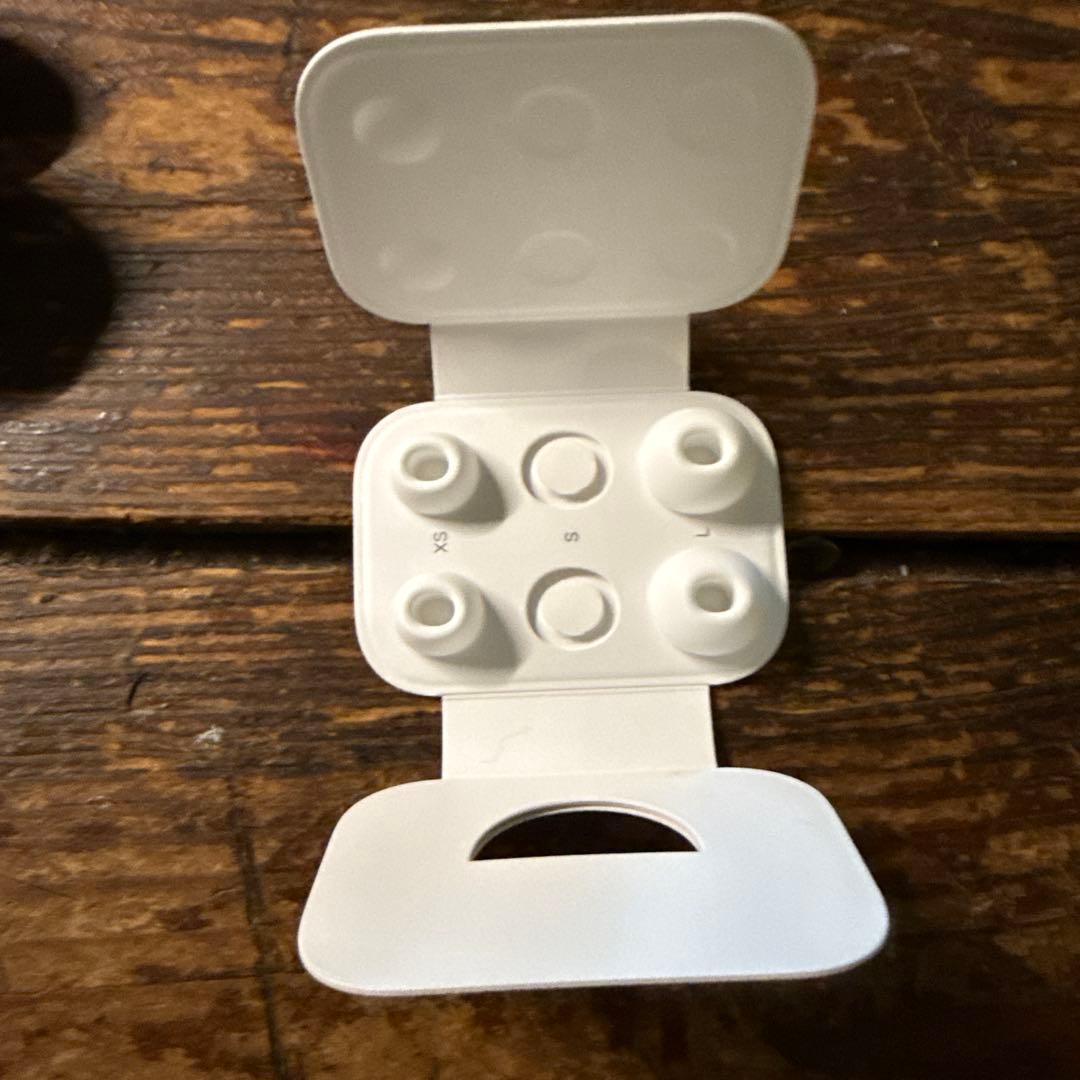 Apple AirPods Pro 2 2025年7月左右ケース全て交換済み箱付