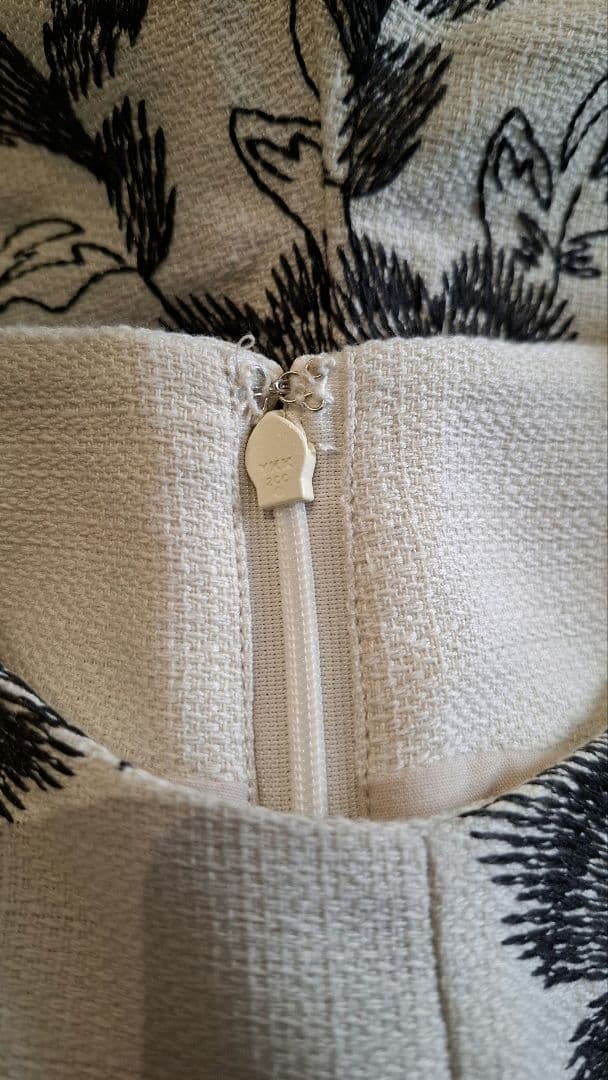 【AMERI】アメリNORA FLOWER EMBROIDERY ROMPERS