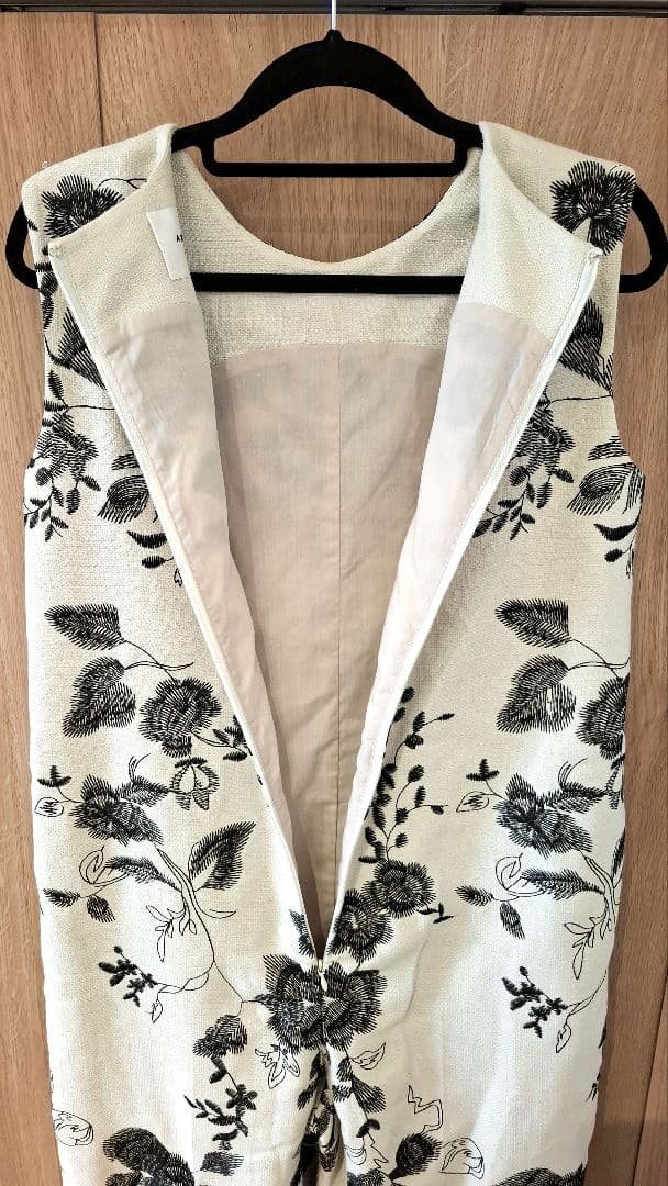 【AMERI】アメリNORA FLOWER EMBROIDERY ROMPERS