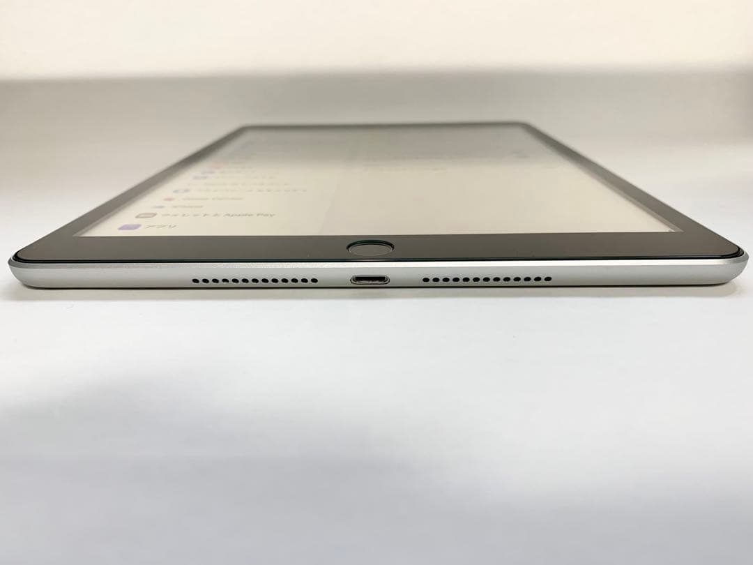 Apple iPad 第9世代 64GB シルバー（Wi-Fiモデル）