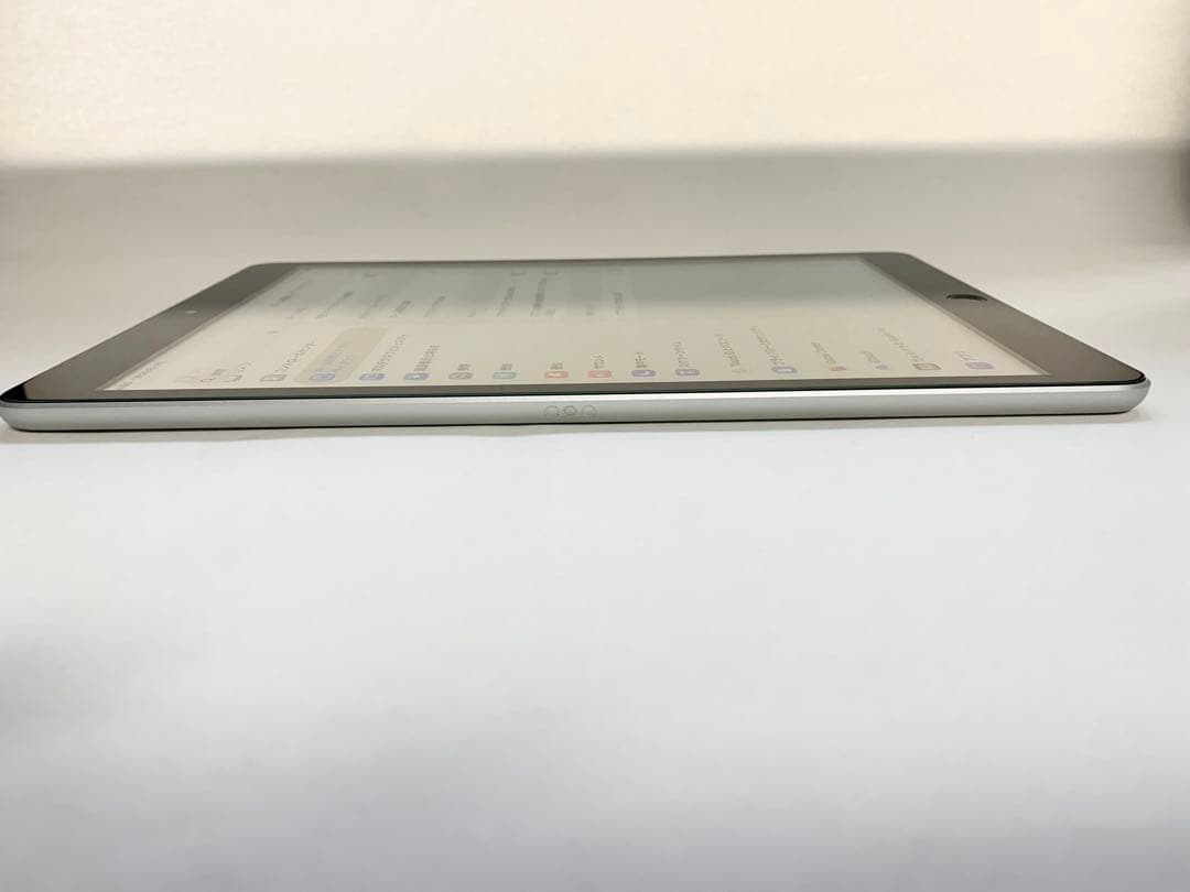 Apple iPad 第9世代 64GB シルバー（Wi-Fiモデル）