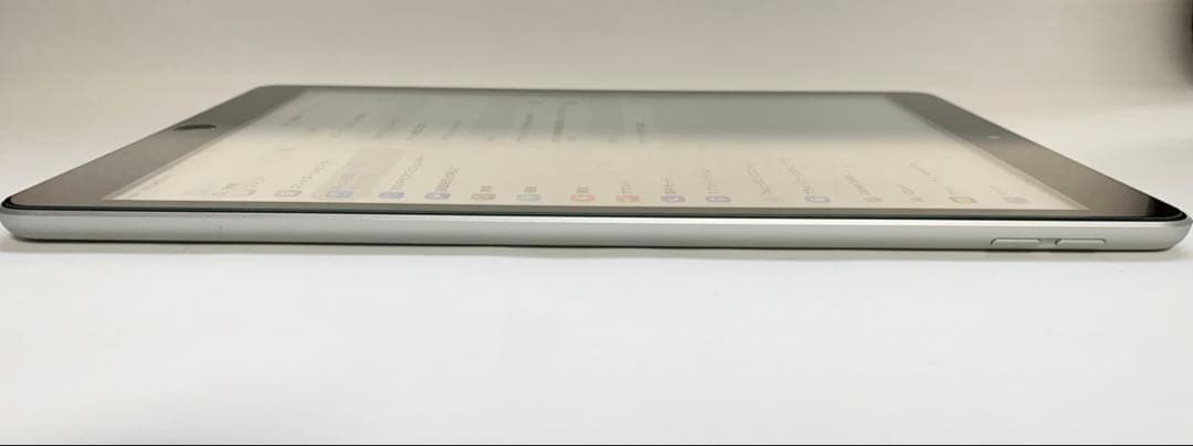 Apple iPad 第9世代 64GB シルバー（Wi-Fiモデル）