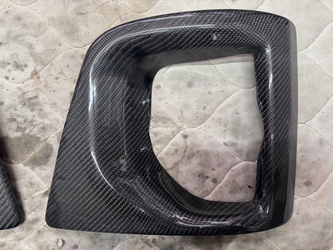 t*a様 200系ハイエース 4型以降 ナロー GPOカーボンフォグカバー 廃盤