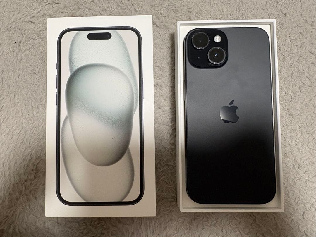 Apple iPhone 15 ブラック 256GB 本体