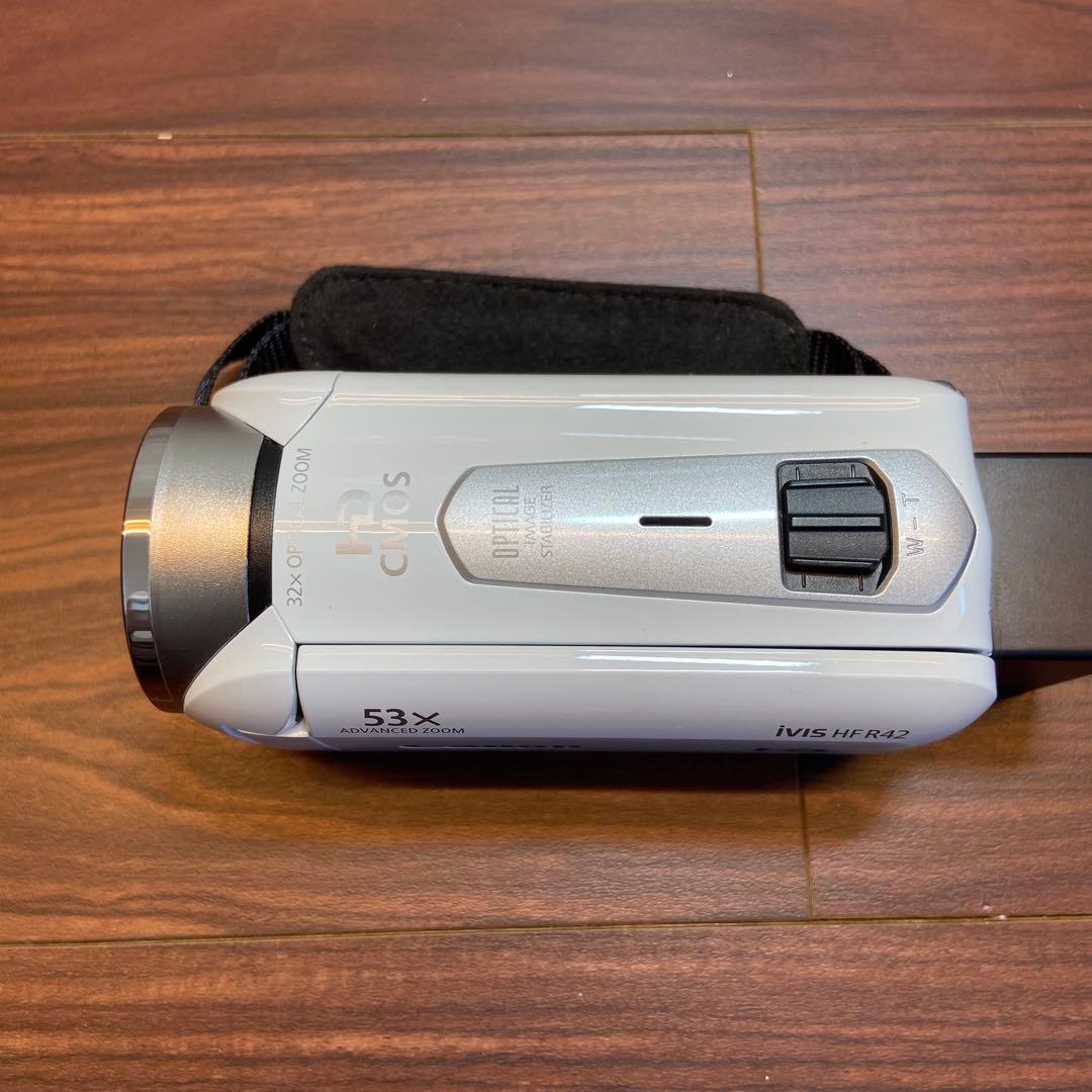 Canon デジタルビデオカメラ iVIS HF R42 ほぼ新品 3400