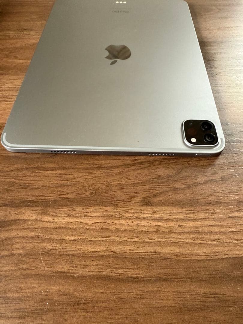 iPad Pro11インチ　第4世代 バッテリー残量100%