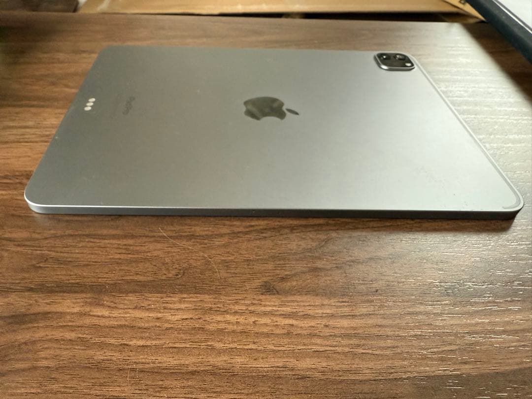 iPad Pro11インチ　第4世代 バッテリー残量100%