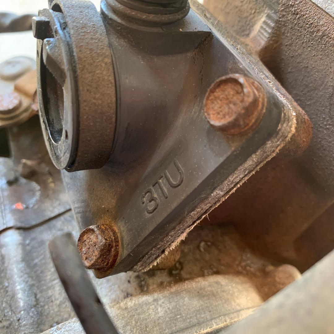 TZ50 エンジン　圧縮あり　マニホールド　オイルポンプ　ジェネレーター　セット