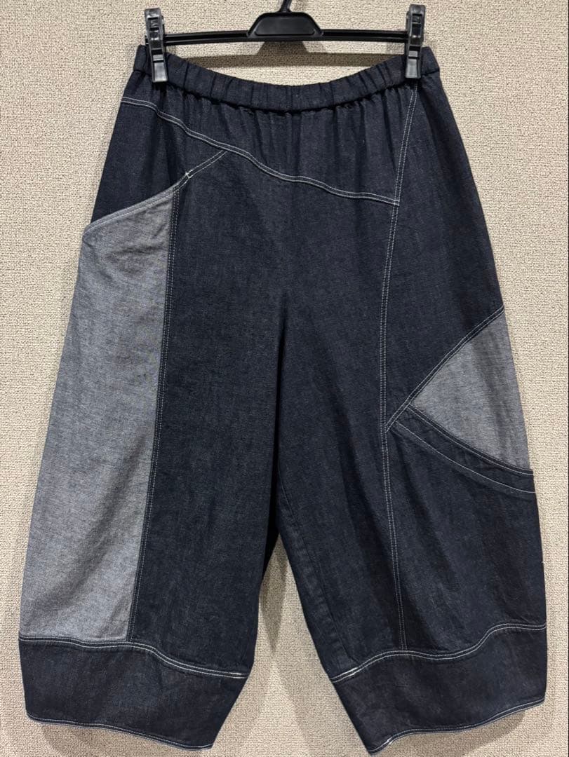 慈雨、デニムワイドパンツ