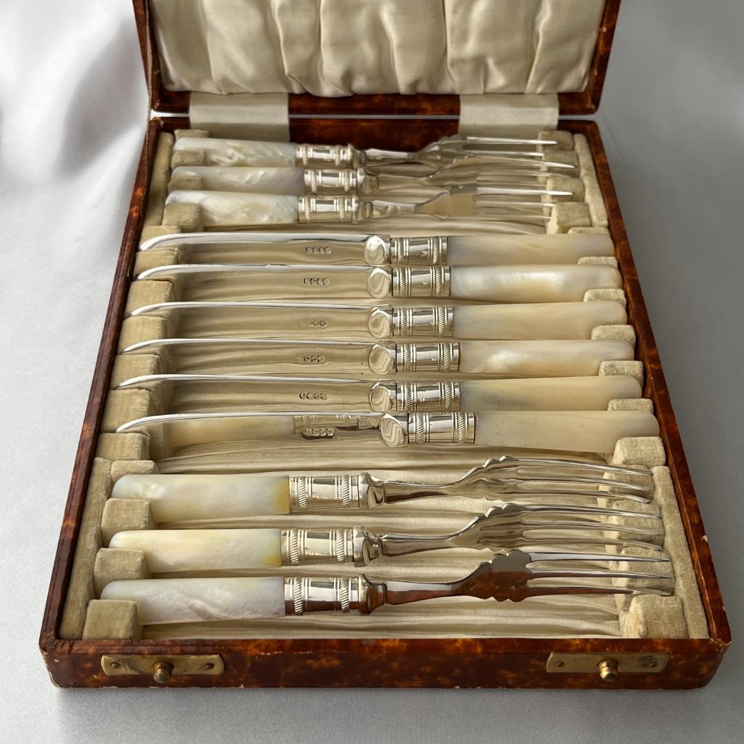 【英国】【白蝶貝】デザート / フルーツセット 12本 マザーオブパール ケース