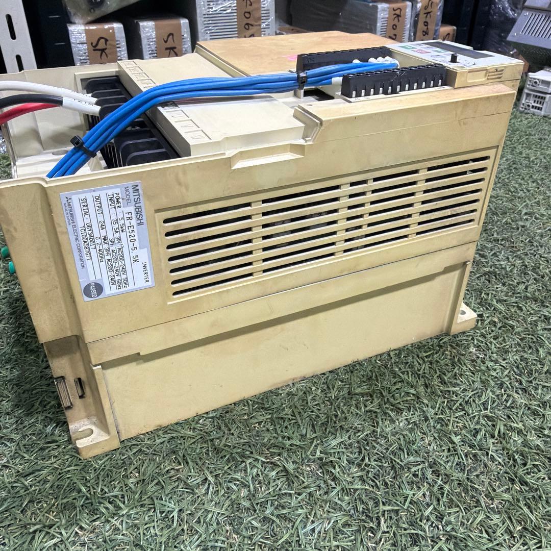 FR-E520-5.5K インバータ FREQROL-E500 三菱電機