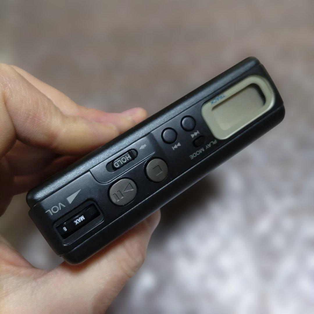 ソニー　CDウォークマン　D−82　ジャンク　管理ナンバー810