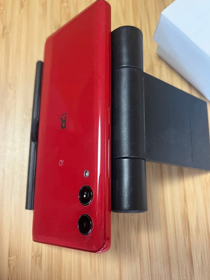 美品【ほぼ新品】早い者勝ち　Rakuten Hand 5G P780 レッド