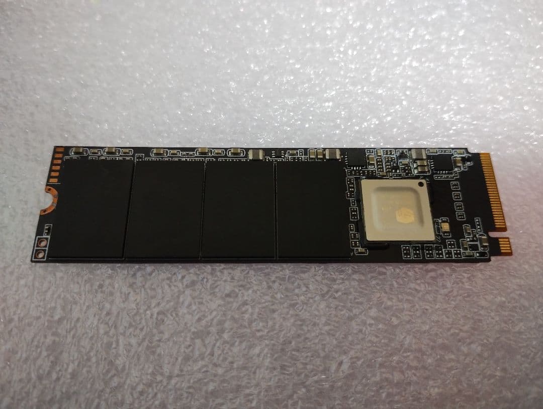 内蔵型SSD ADATA LEGEND800 2TB M.2 2280 SSD NVMe