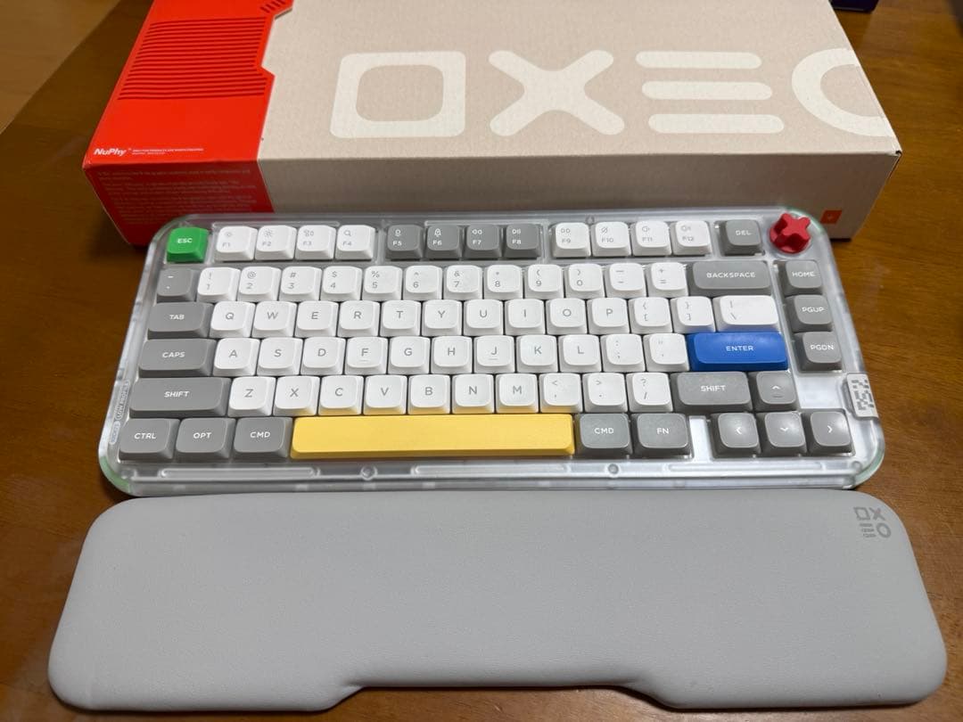 NuPhy Kick75 Blush Nano軸 純正リストレスト付