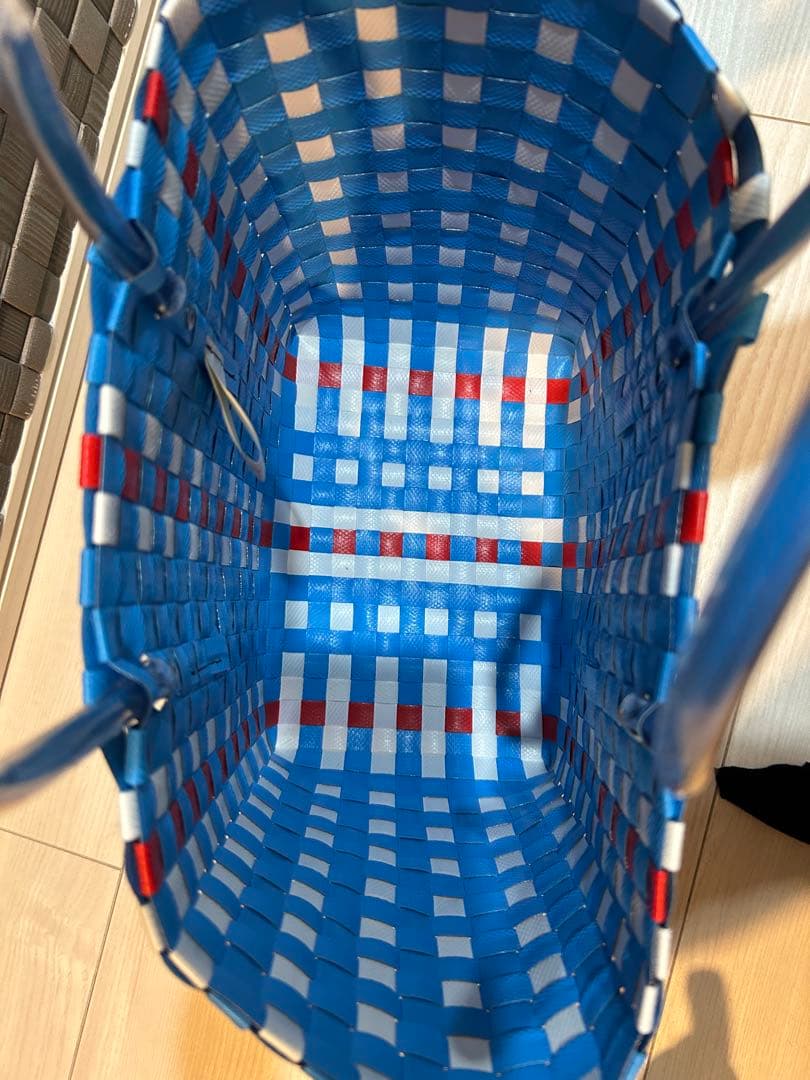 専用です！MARNI 編み込みかごバッグ 青赤白