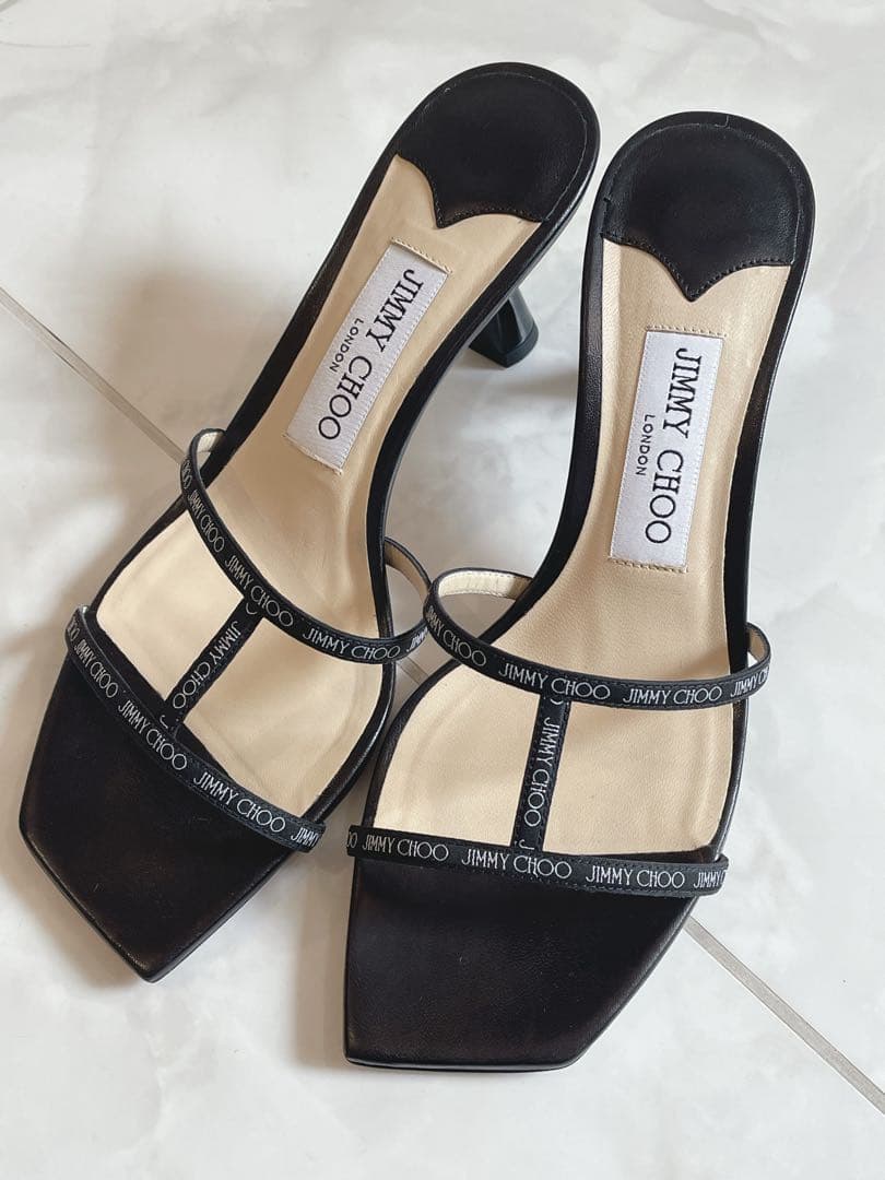美品! JIMMY CHOO ジミーチュウ ロゴ ミュール サンダル 黒 24㎝