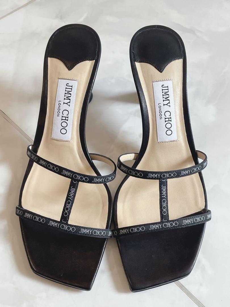美品! JIMMY CHOO ジミーチュウ ロゴ ミュール サンダル 黒 24㎝