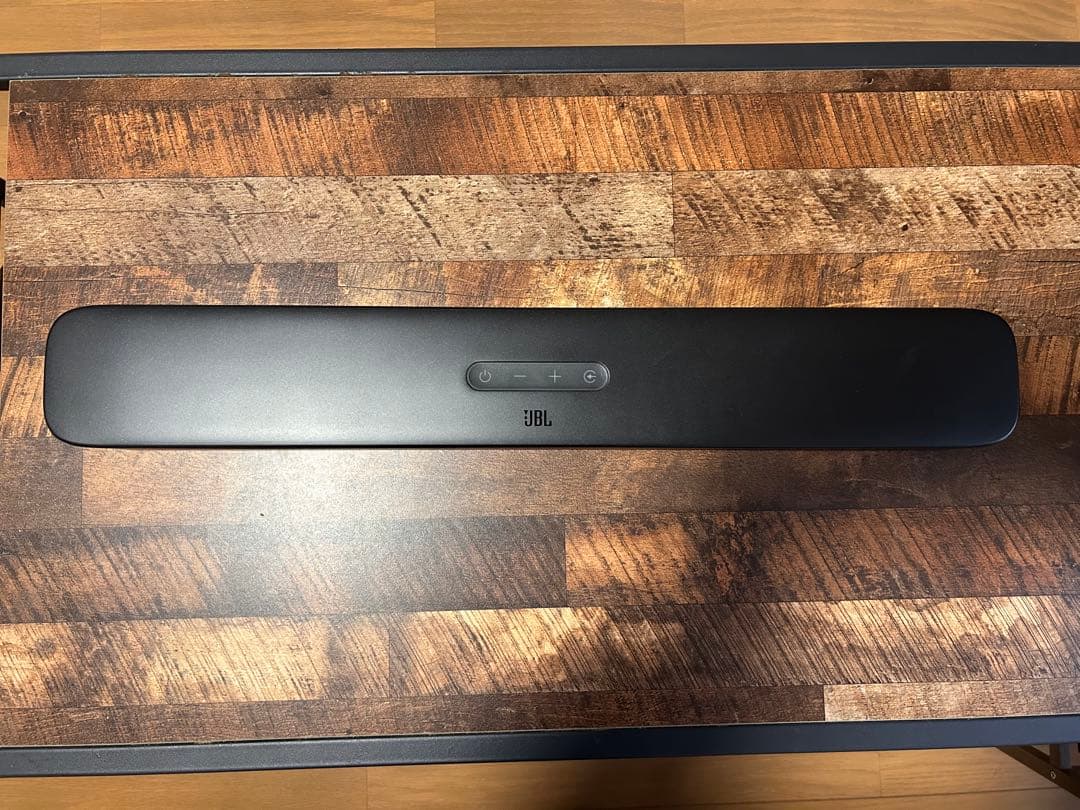 JBL サウンドバー 本体とケーブル