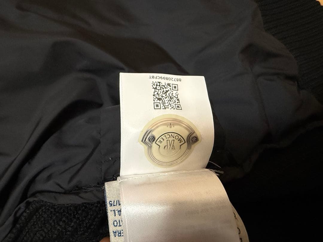 モンクレール　MONCLER ニットダウン　ブラック　ハイブリッド