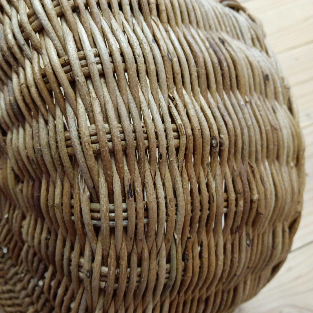 あけび籠　大きな籠