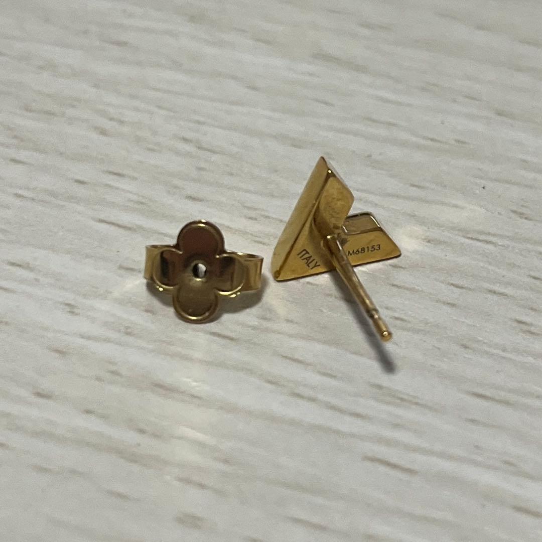 Louis Vuitton ゴールド V字型 ピアス(片耳用)